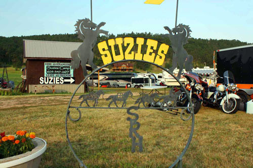 Отель Suzies Camp Стерджис Экстерьер фото
